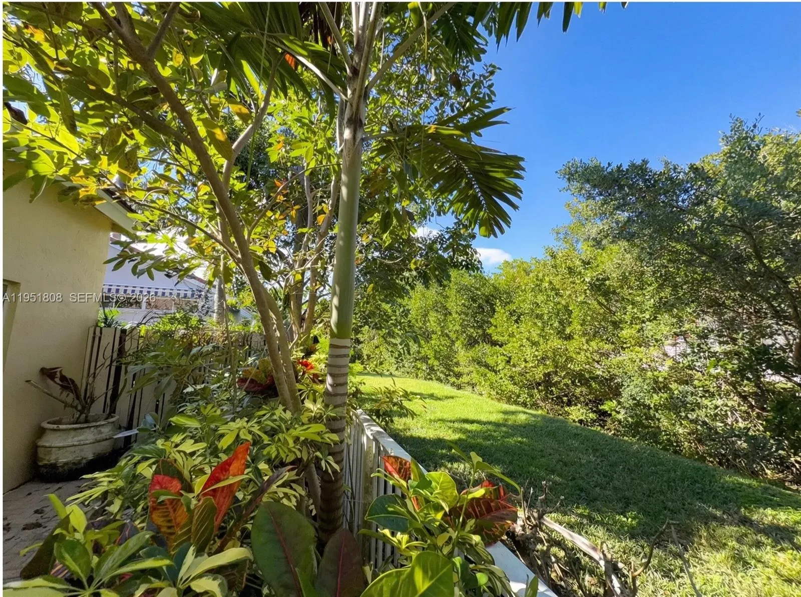 1145 W Lake St, Hollywood, Florida 33019, Hollywood, Florida 33019, 3 Bedrooms Bedrooms, 10 Rooms Rooms,2 BathroomsBathrooms,Residential,For Sale,1145 W Lake St, Hollywood, Florida 33019,A11951808