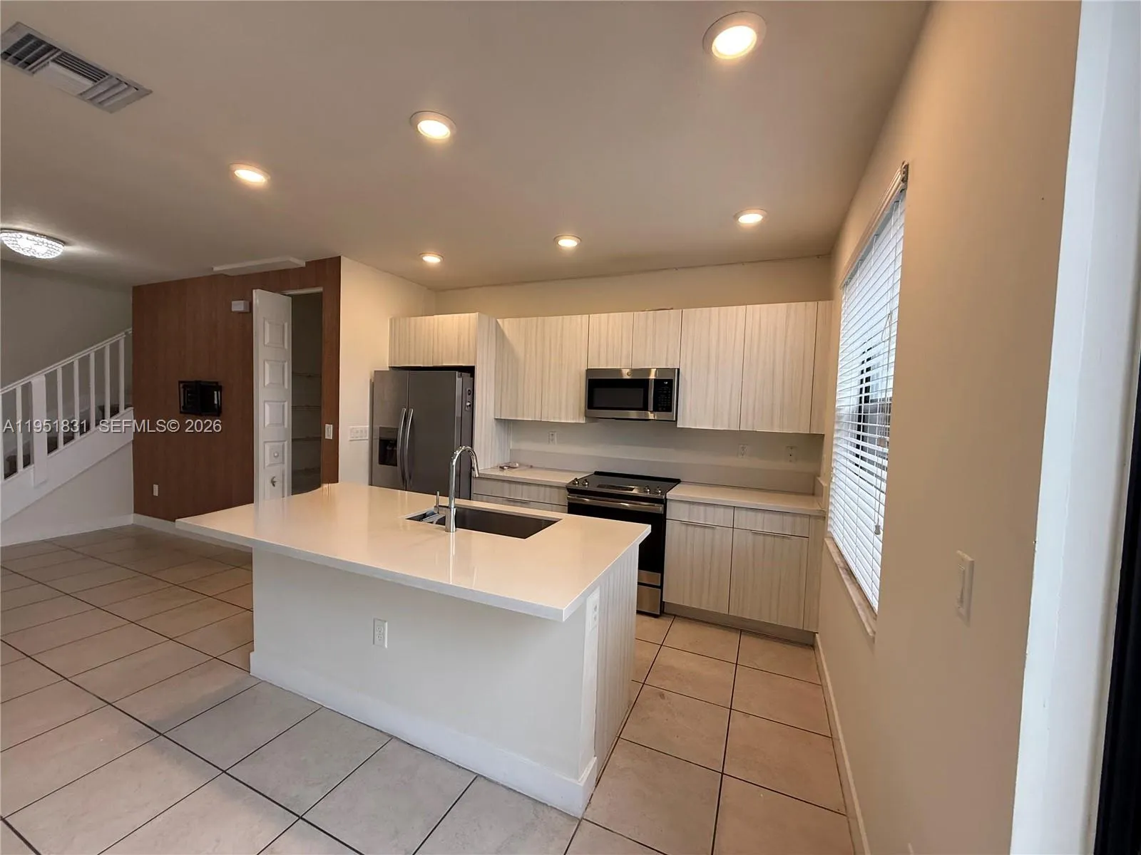 9113 Nw 159th St 9113, Miami Lakes, Florida 33018, Miami Lakes, Florida 33018, 3 Bedrooms Bedrooms, ,2 BathroomsBathrooms,Residential Lease,For Rent,9113 Nw 159th St 9113, Miami Lakes, Florida 33018,A11951831