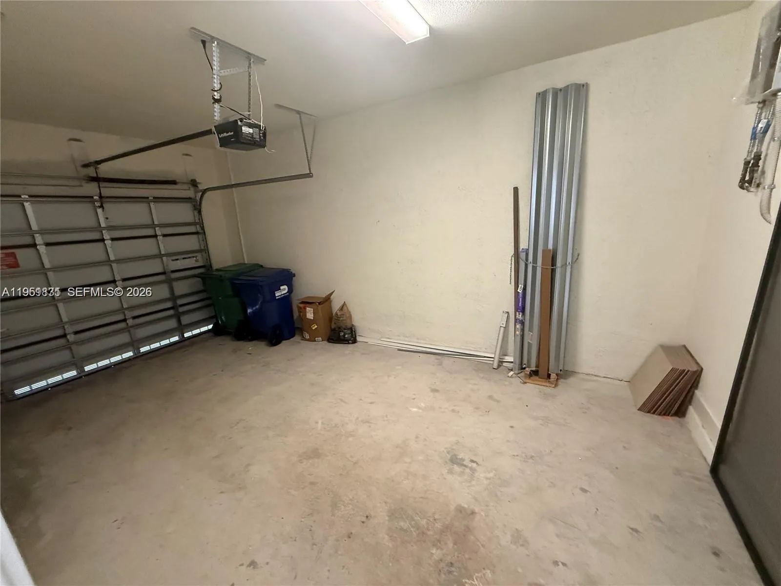 9113 Nw 159th St 9113, Miami Lakes, Florida 33018, Miami Lakes, Florida 33018, 3 Bedrooms Bedrooms, ,2 BathroomsBathrooms,Residential Lease,For Rent,9113 Nw 159th St 9113, Miami Lakes, Florida 33018,A11951831