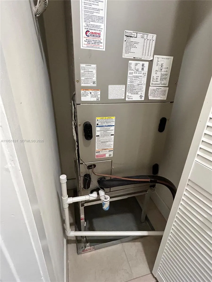 9113 Nw 159th St 9113, Miami Lakes, Florida 33018, Miami Lakes, Florida 33018, 3 Bedrooms Bedrooms, ,2 BathroomsBathrooms,Residential Lease,For Rent,9113 Nw 159th St 9113, Miami Lakes, Florida 33018,A11951831