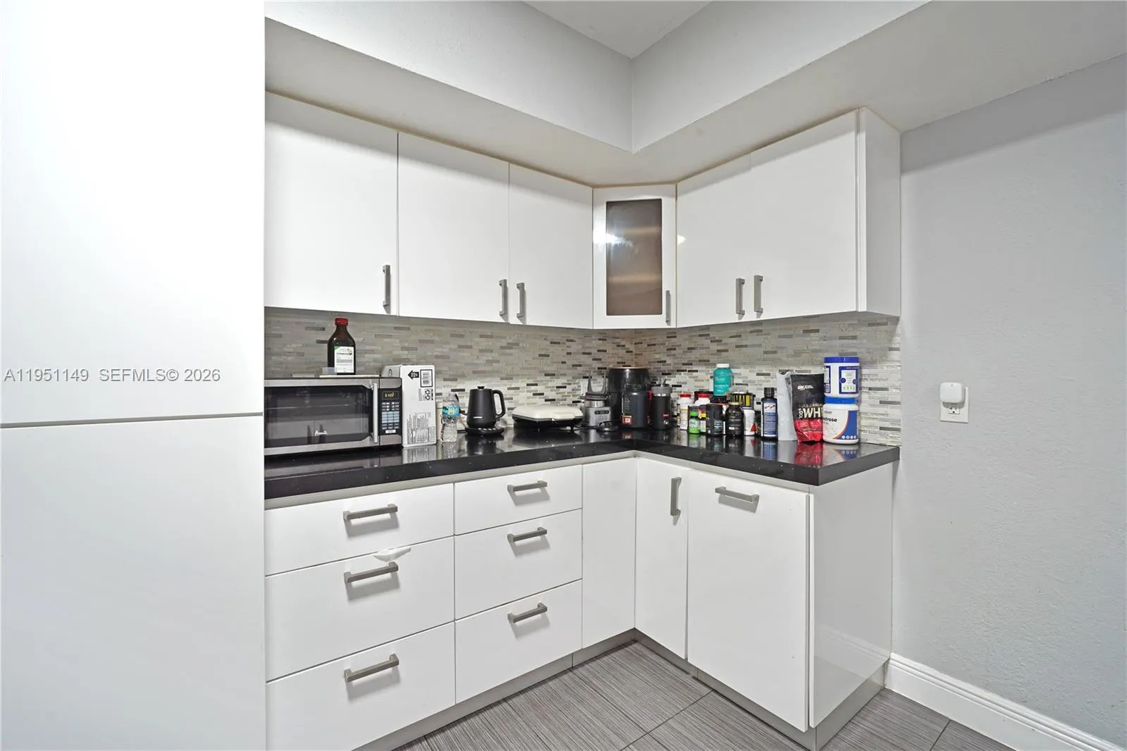 2534 Monroe St, Hollywood, Florida 33020, Hollywood, Florida 33020, 3 Bedrooms Bedrooms, ,2 BathroomsBathrooms,Residential,For Sale,2534 Monroe St, Hollywood, Florida 33020,A11951149