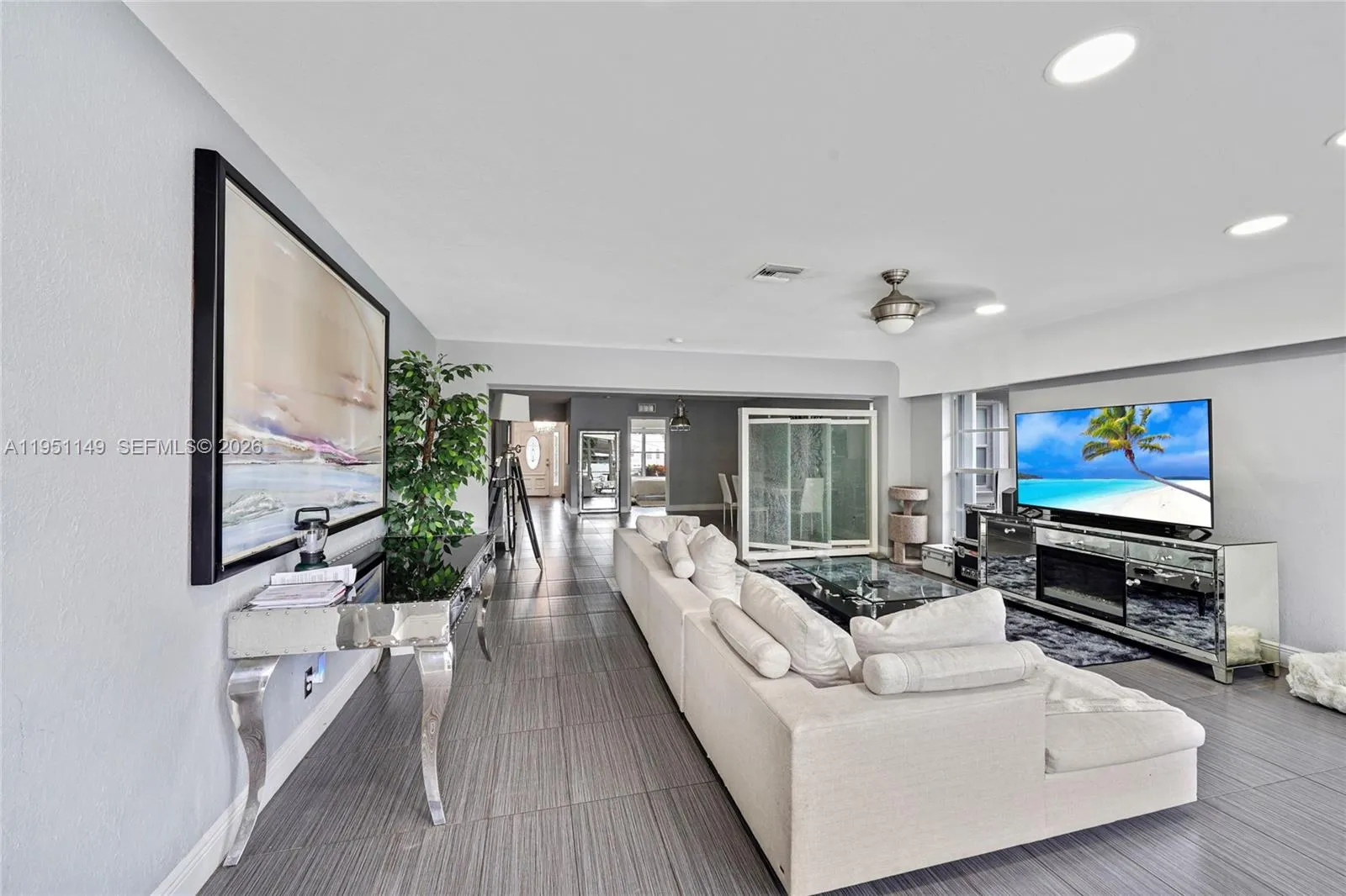 2534 Monroe St, Hollywood, Florida 33020, Hollywood, Florida 33020, 3 Bedrooms Bedrooms, ,2 BathroomsBathrooms,Residential,For Sale,2534 Monroe St, Hollywood, Florida 33020,A11951149