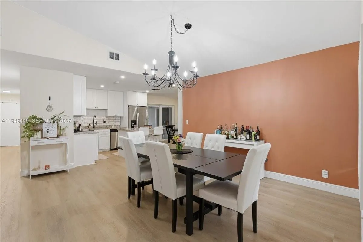 8615 Bridle Path Ct, Davie, Florida 33328, Davie, Florida 33328, 3 Bedrooms Bedrooms, ,2 BathroomsBathrooms,Residential,For Sale,8615 Bridle Path Ct, Davie, Florida 33328,A11949445