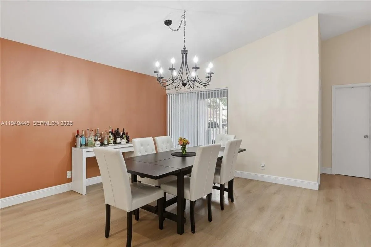 8615 Bridle Path Ct, Davie, Florida 33328, Davie, Florida 33328, 3 Bedrooms Bedrooms, ,2 BathroomsBathrooms,Residential,For Sale,8615 Bridle Path Ct, Davie, Florida 33328,A11949445