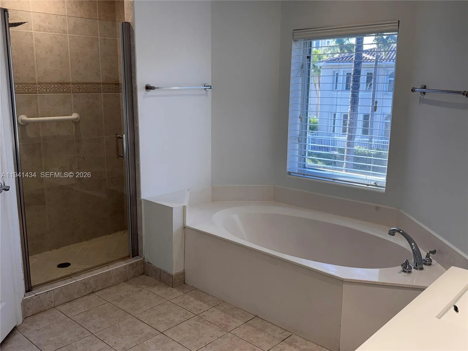 3102 Ne 210th Ter, Aventura, Florida 33180, Aventura, Florida 33180, 4 Bedrooms Bedrooms, ,3 BathroomsBathrooms,Residential Lease,For Rent,3102 Ne 210th Ter, Aventura, Florida 33180,A11941434