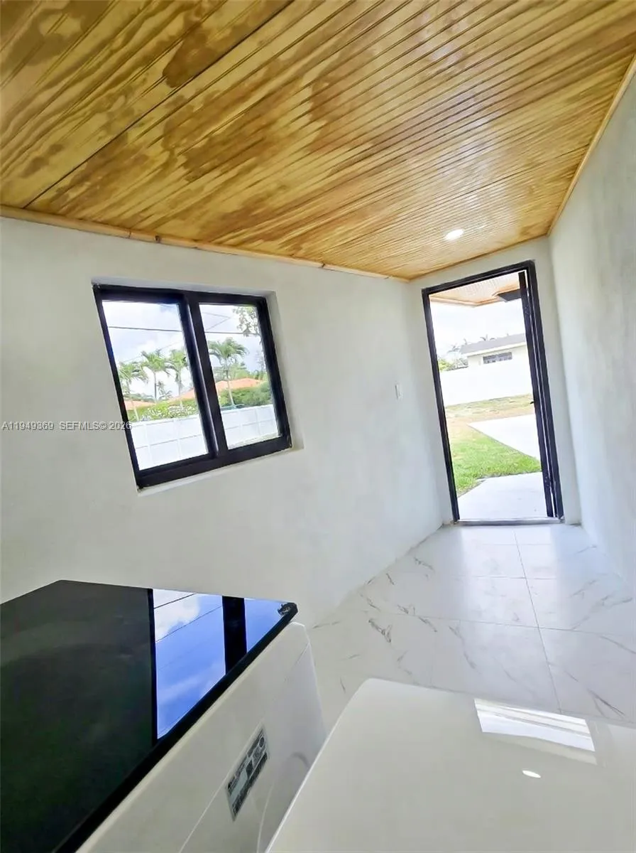 10525 Sw 112th St, Miami, Florida 33176, Miami, Florida 33176, 4 Bedrooms Bedrooms, ,3 BathroomsBathrooms,Residential,For Sale,10525 Sw 112th St, Miami, Florida 33176,A11949369