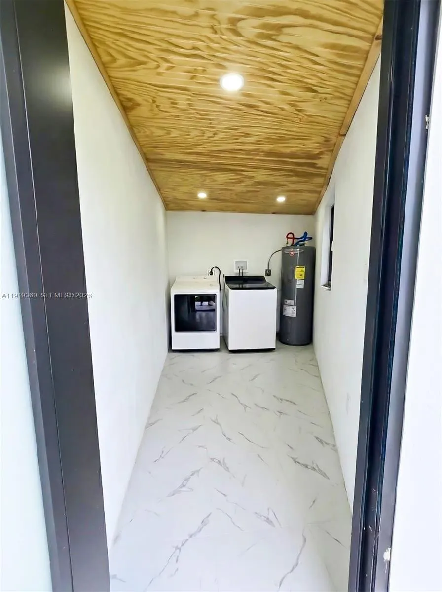 10525 Sw 112th St, Miami, Florida 33176, Miami, Florida 33176, 4 Bedrooms Bedrooms, ,3 BathroomsBathrooms,Residential,For Sale,10525 Sw 112th St, Miami, Florida 33176,A11949369