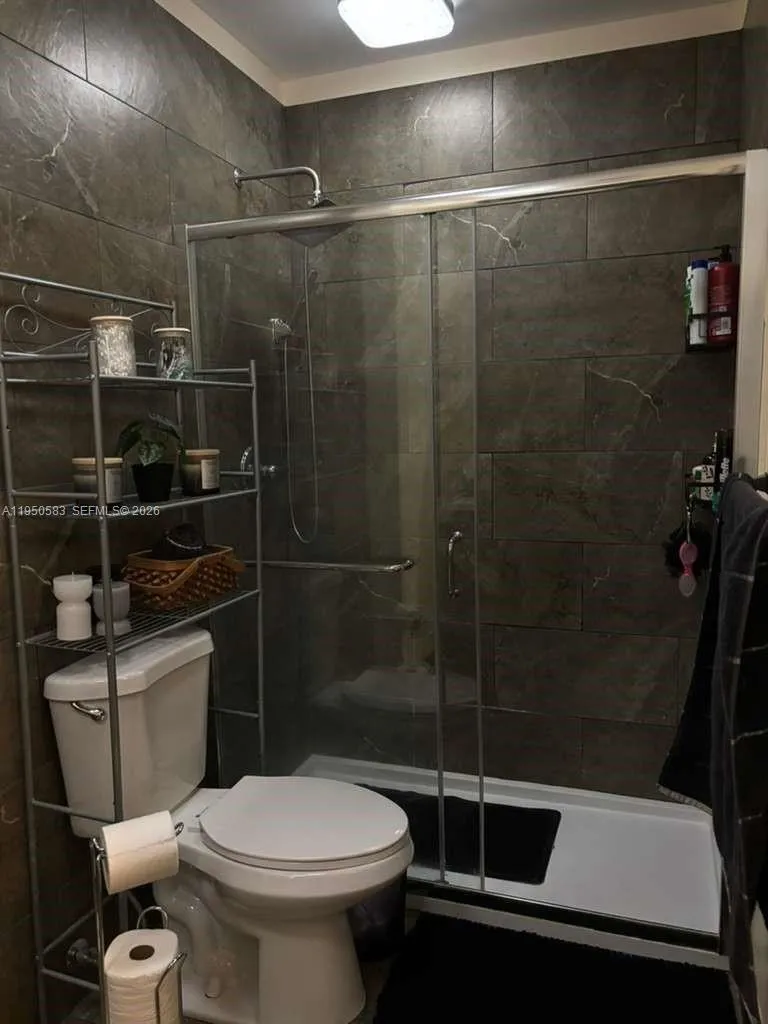 2351 W 74th St 3-101, Hialeah, Florida 33016, Hialeah, Florida 33016, 2 Bedrooms Bedrooms, ,1 BathroomBathrooms,Residential Lease,For Rent,2351 W 74th St 3-101, Hialeah, Florida 33016,A11950583