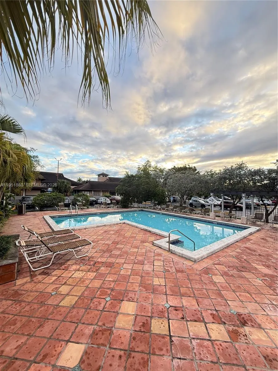 10431 N Kendall Dr D104, Miami, Florida 33176, Miami, Florida 33176, 2 Bedrooms Bedrooms, ,1 BathroomBathrooms,Residential,For Sale,10431 N Kendall Dr D104, Miami, Florida 33176,A11951883