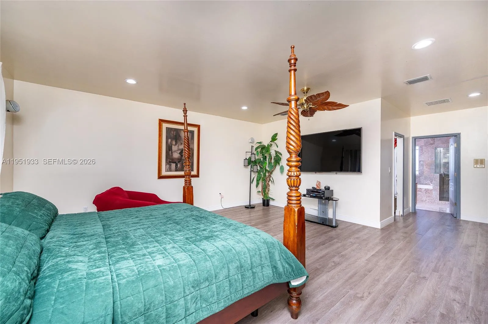 19520 Sw 206th St, Miami, Florida 33187, Miami, Florida 33187, 5 Bedrooms Bedrooms, ,3 BathroomsBathrooms,Residential,For Sale,19520 Sw 206th St, Miami, Florida 33187,A11951933