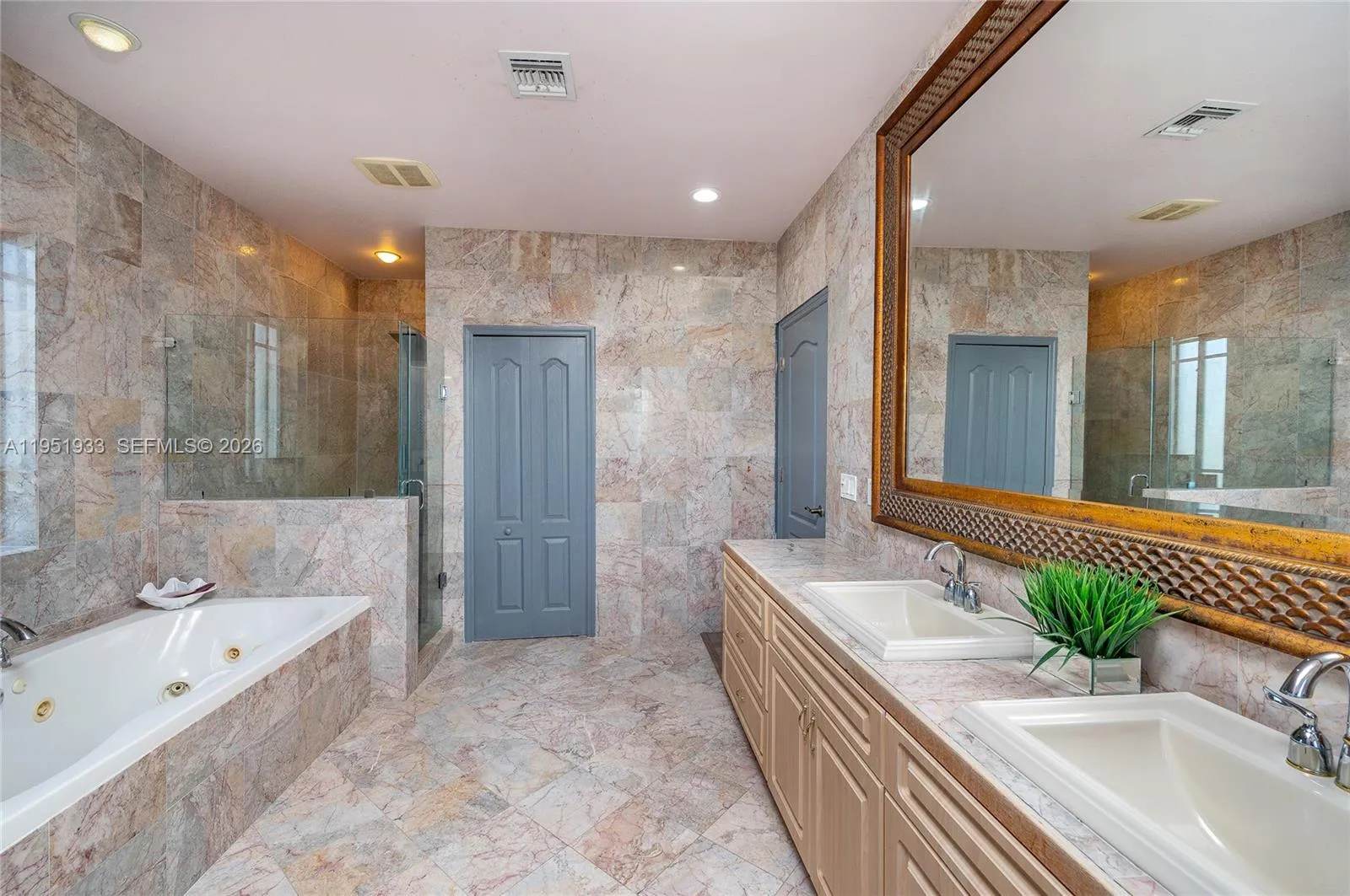 19520 Sw 206th St, Miami, Florida 33187, Miami, Florida 33187, 5 Bedrooms Bedrooms, ,3 BathroomsBathrooms,Residential,For Sale,19520 Sw 206th St, Miami, Florida 33187,A11951933