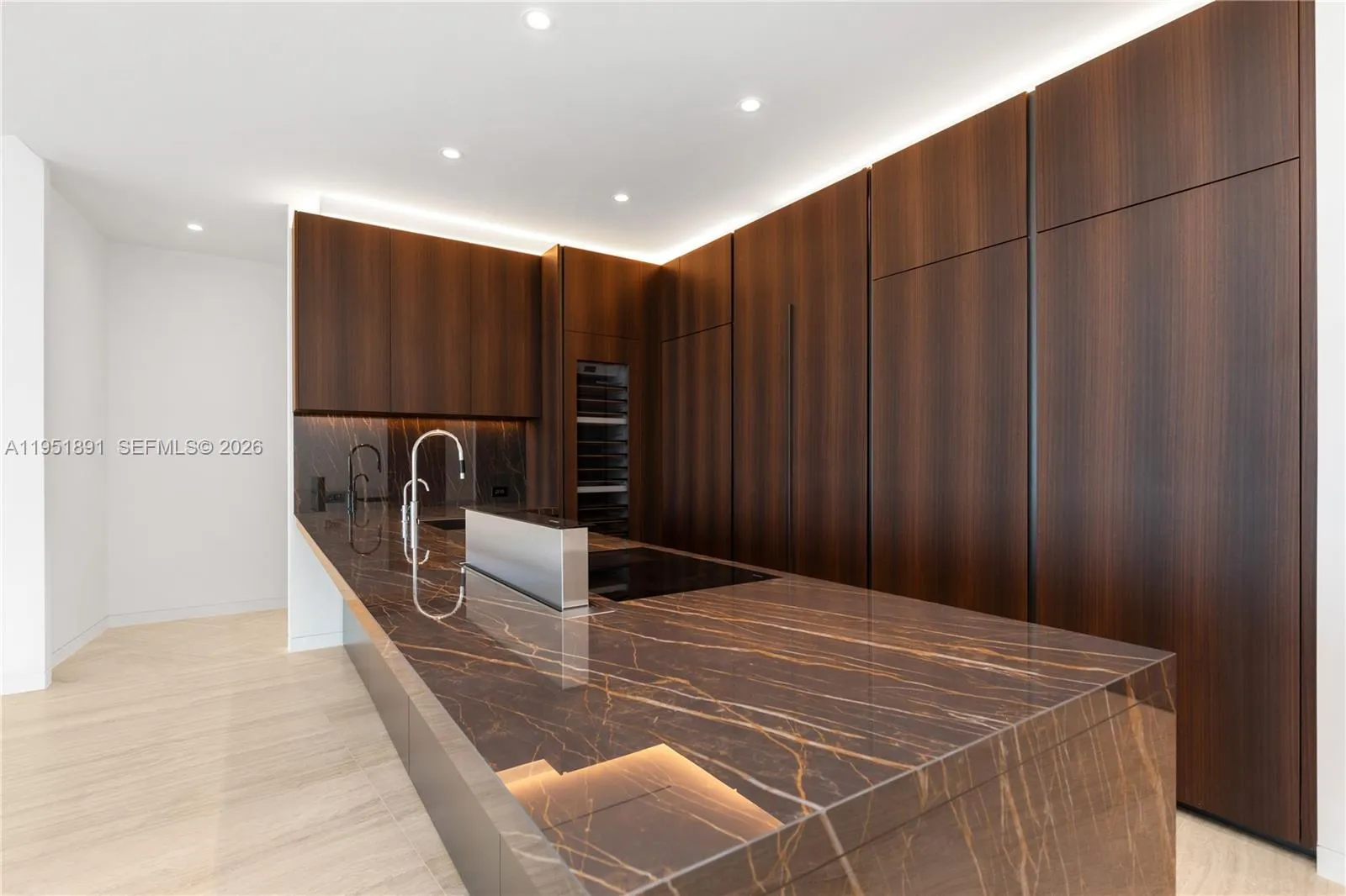 5 Grove Isle Dr L501, Miami, Florida 33133, Miami, Florida 33133, 3 Bedrooms Bedrooms, 1 Room Rooms,3 BathroomsBathrooms,Residential,For Sale,5 Grove Isle Dr L501, Miami, Florida 33133,A11951891