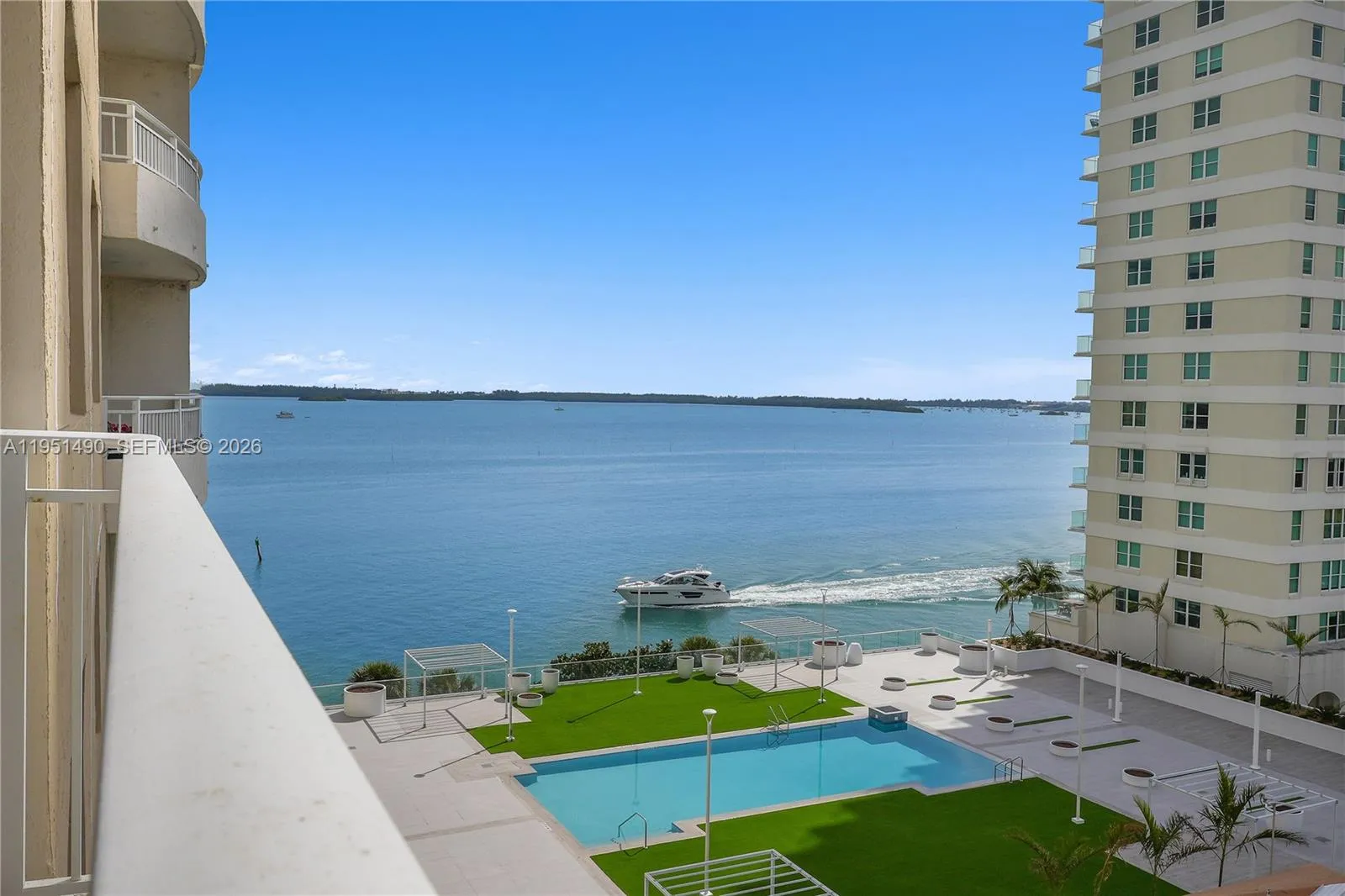 Miami, Florida 33131, 1 Bedroom Bedrooms, ,1 BathroomBathrooms,Residential Lease,For Rent,A11951490