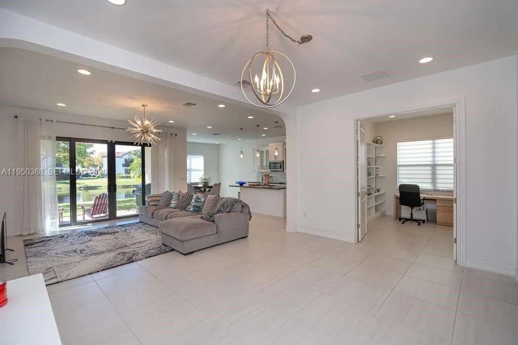 11824 Sw 13th Ct, Pembroke Pines, Florida 33025, Pembroke Pines, Florida 33025, 4 Bedrooms Bedrooms, ,3 BathroomsBathrooms,Residential,For Sale,11824 Sw 13th Ct, Pembroke Pines, Florida 33025,A11950368