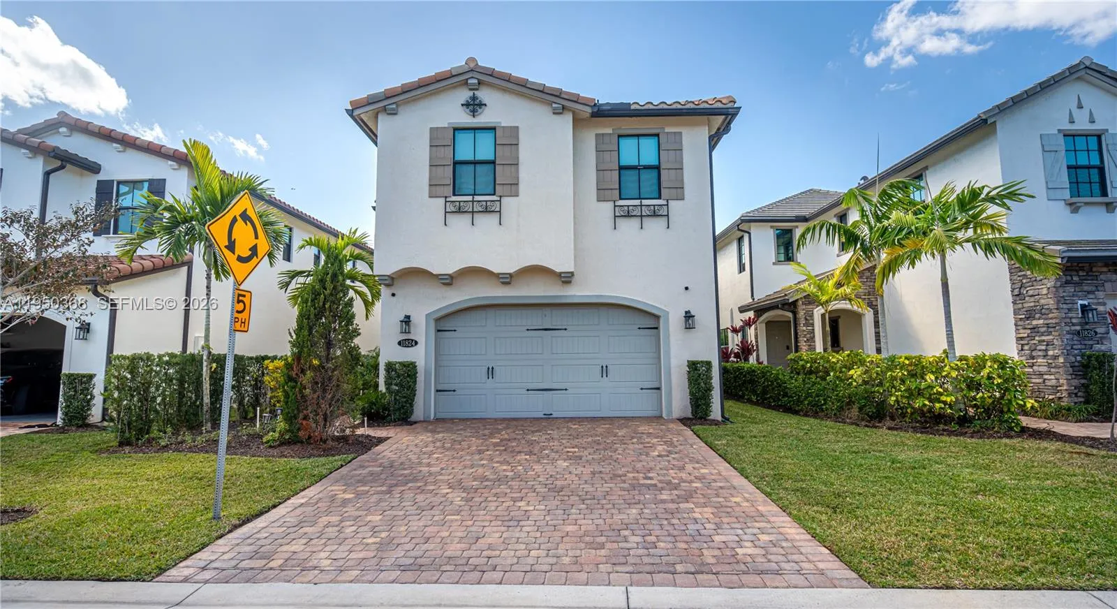 11824 Sw 13th Ct, Pembroke Pines, Florida 33025, Pembroke Pines, Florida 33025, 4 Bedrooms Bedrooms, ,3 BathroomsBathrooms,Residential,For Sale,11824 Sw 13th Ct, Pembroke Pines, Florida 33025,A11950368