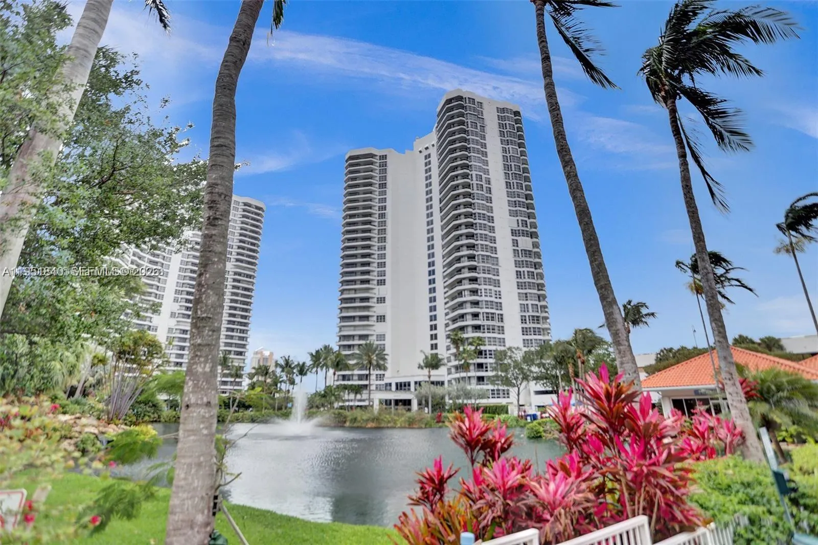 3600 Mystic Pointe Dr 1117, Aventura, Florida 3318, Aventura, Florida 33180, 2 Bedrooms Bedrooms, ,2 BathroomsBathrooms,Residential,For Sale,3600 Mystic Pointe Dr 1117, Aventura, Florida 3318,A11951840