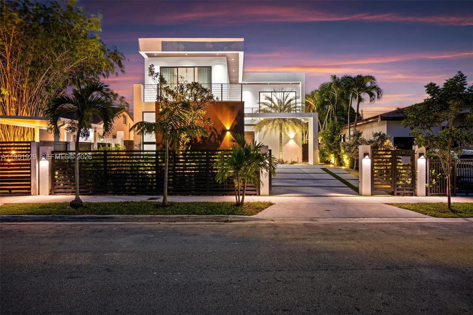 340 Sw 20th Road, Miami, Florida 33129, Miami, Florida 33129, 5 Bedrooms Bedrooms, ,6 BathroomsBathrooms,Residential,For Sale,340 Sw 20th Road, Miami, Florida 33129,A11951929