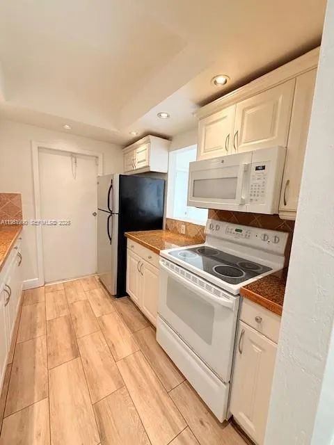 13858 Sw 90th Ave 108-kk, Miami, Florida 33176, Miami, Florida 33176, 2 Bedrooms Bedrooms, ,2 BathroomsBathrooms,Residential Lease,For Rent,13858 Sw 90th Ave 108-kk, Miami, Florida 33176,A11951990