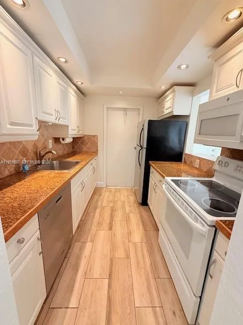 13858 Sw 90th Ave 108-kk, Miami, Florida 33176, Miami, Florida 33176, 2 Bedrooms Bedrooms, ,2 BathroomsBathrooms,Residential Lease,For Rent,13858 Sw 90th Ave 108-kk, Miami, Florida 33176,A11951990