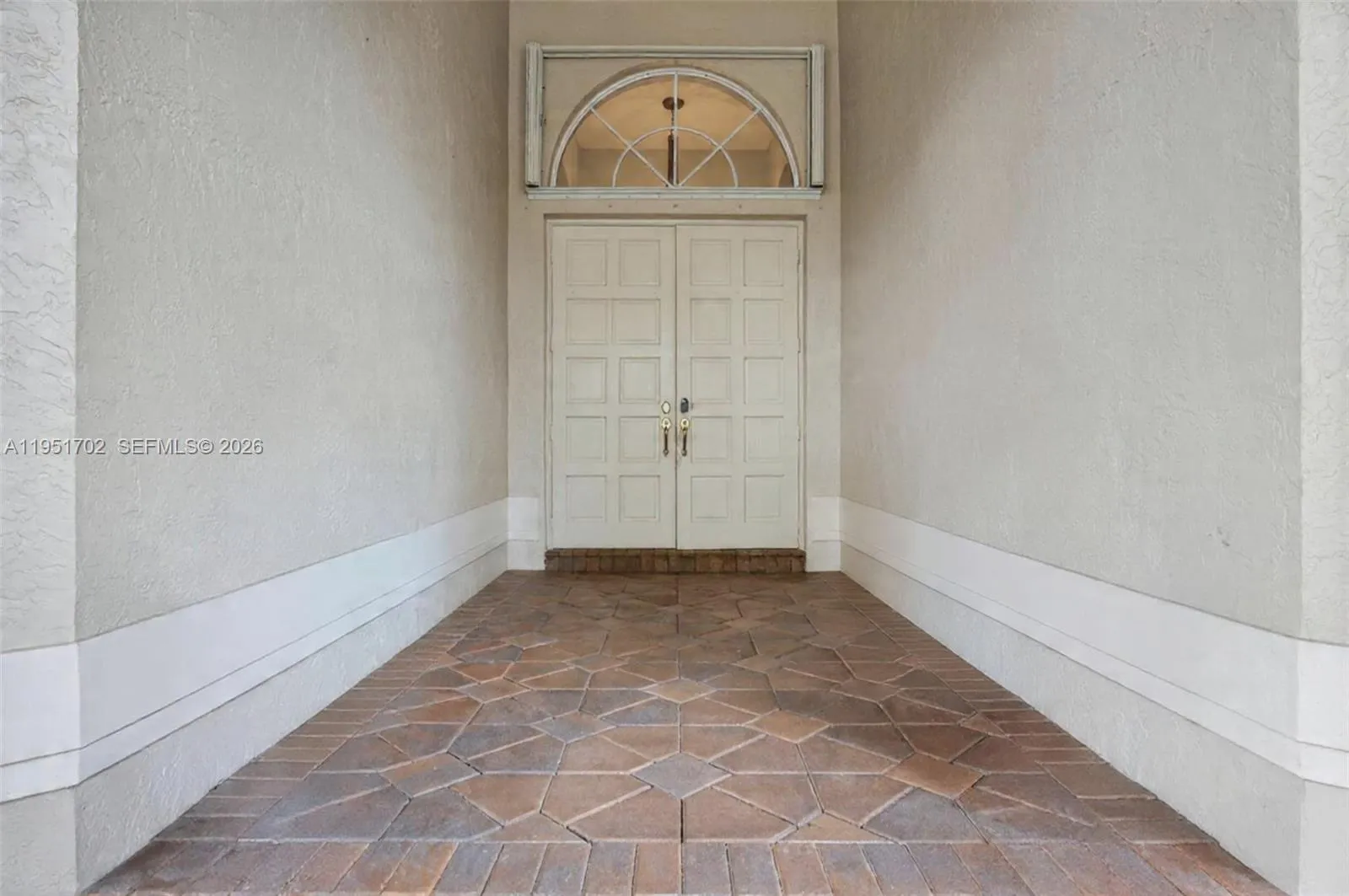 104 Dockside Cir, Weston, Florida 33327, Weston, Florida 33327, 5 Bedrooms Bedrooms, ,5 BathroomsBathrooms,Residential,For Sale,104 Dockside Cir, Weston, Florida 33327,A11951702