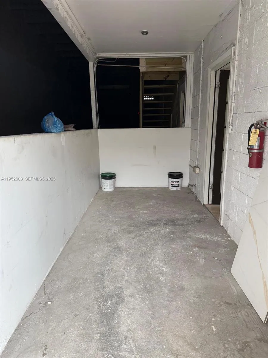 151 W 21st St 115, Hialeah, Florida 33010, Hialeah, Florida 33010, ,Commercial Lease,For Rent,151 W 21st St 115, Hialeah, Florida 33010,A11952003