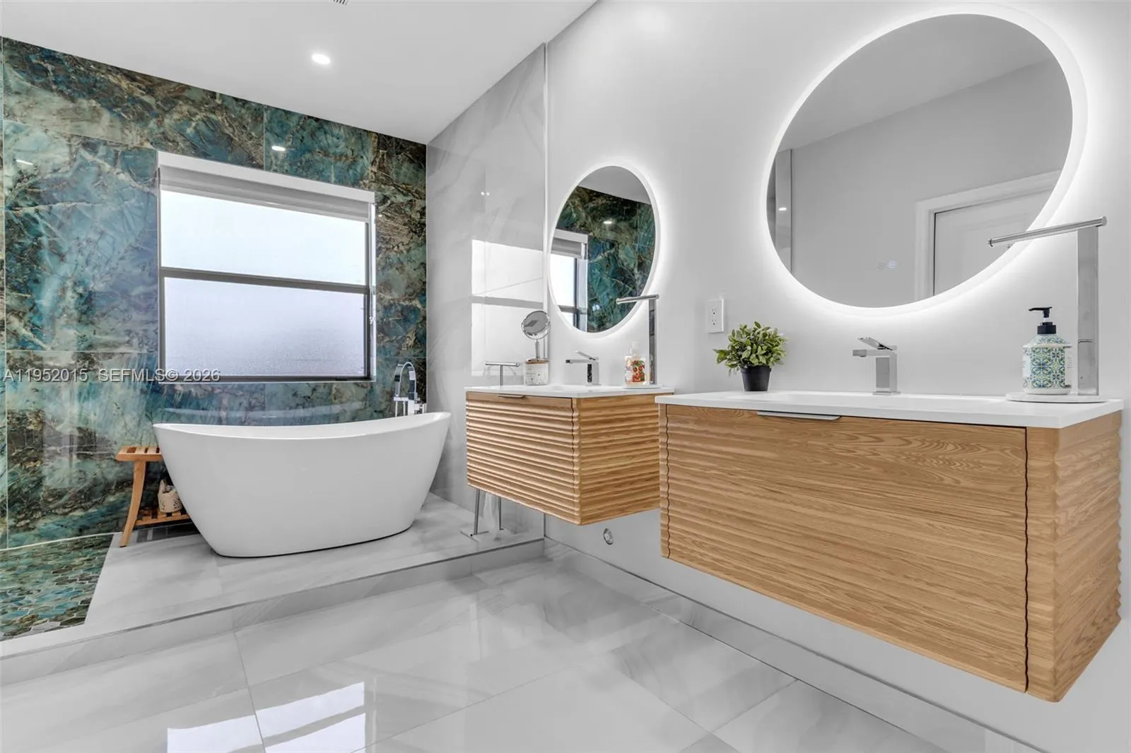 25010 Sw 107th Ave, Miami, Florida 33032, Miami, Florida 33032, 4 Bedrooms Bedrooms, ,3 BathroomsBathrooms,Residential,For Sale,25010 Sw 107th Ave, Miami, Florida 33032,A11952015