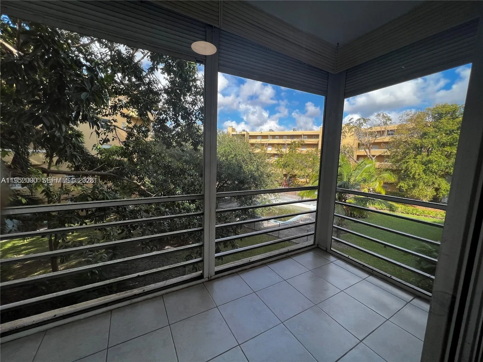 4111 Stirling Rd 308, Dania Beach, Florida 33314, Dania Beach, Florida 33314, 2 Bedrooms Bedrooms, ,1 BathroomBathrooms,Residential Lease,For Rent,4111 Stirling Rd 308, Dania Beach, Florida 33314,A11952000