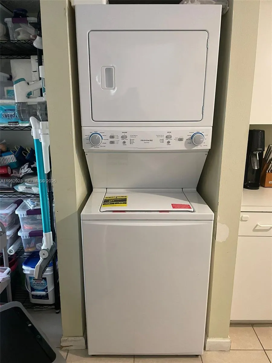 1090 Nw 123rd Ct 816, Miami, Florida 33182, Miami, Florida 33182, 2 Bedrooms Bedrooms, ,2 BathroomsBathrooms,Residential Lease,For Rent,1090 Nw 123rd Ct 816, Miami, Florida 33182,A11952023