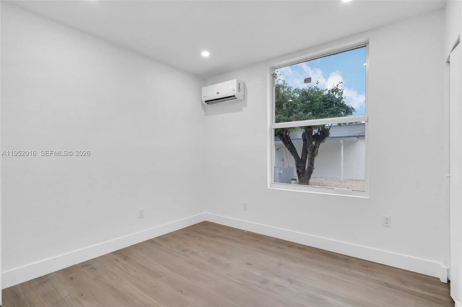 75 Nw 160th St, Miami, Florida 33169, Miami, Florida 33169, ,Residential Income,For Sale,75 Nw 160th St, Miami, Florida 33169,A11952016