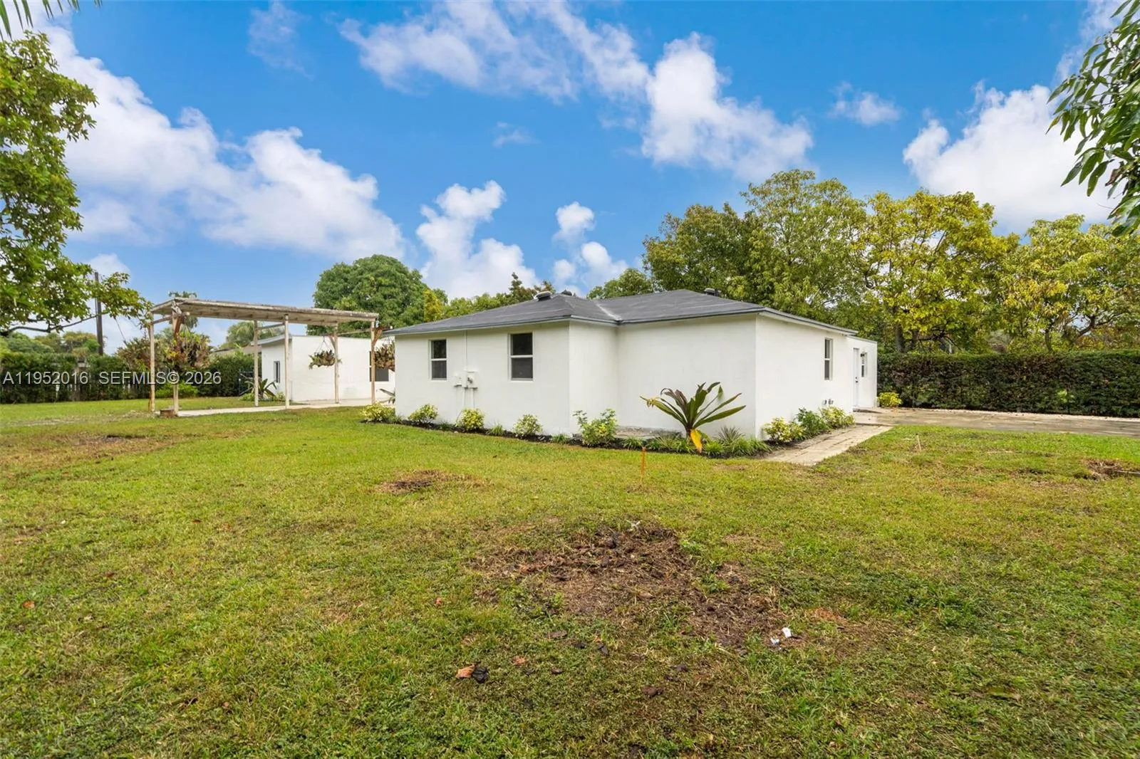 75 Nw 160th St, Miami, Florida 33169, Miami, Florida 33169, ,Residential Income,For Sale,75 Nw 160th St, Miami, Florida 33169,A11952016