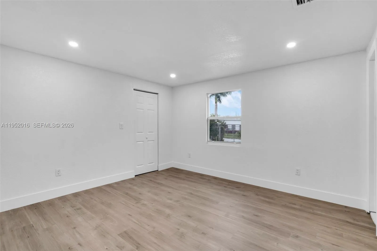 75 Nw 160th St, Miami, Florida 33169, Miami, Florida 33169, ,Residential Income,For Sale,75 Nw 160th St, Miami, Florida 33169,A11952016