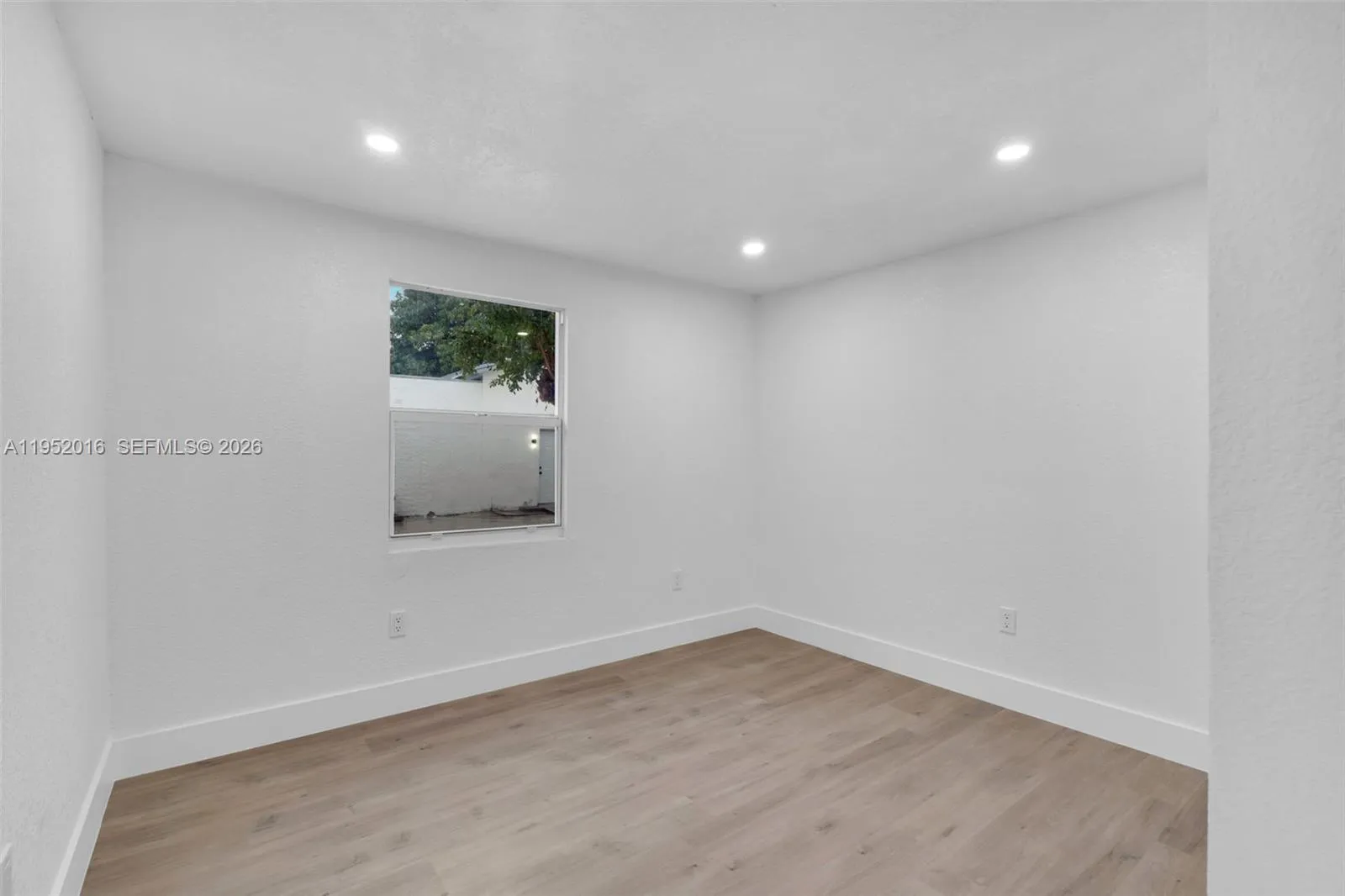 75 Nw 160th St, Miami, Florida 33169, Miami, Florida 33169, ,Residential Income,For Sale,75 Nw 160th St, Miami, Florida 33169,A11952016