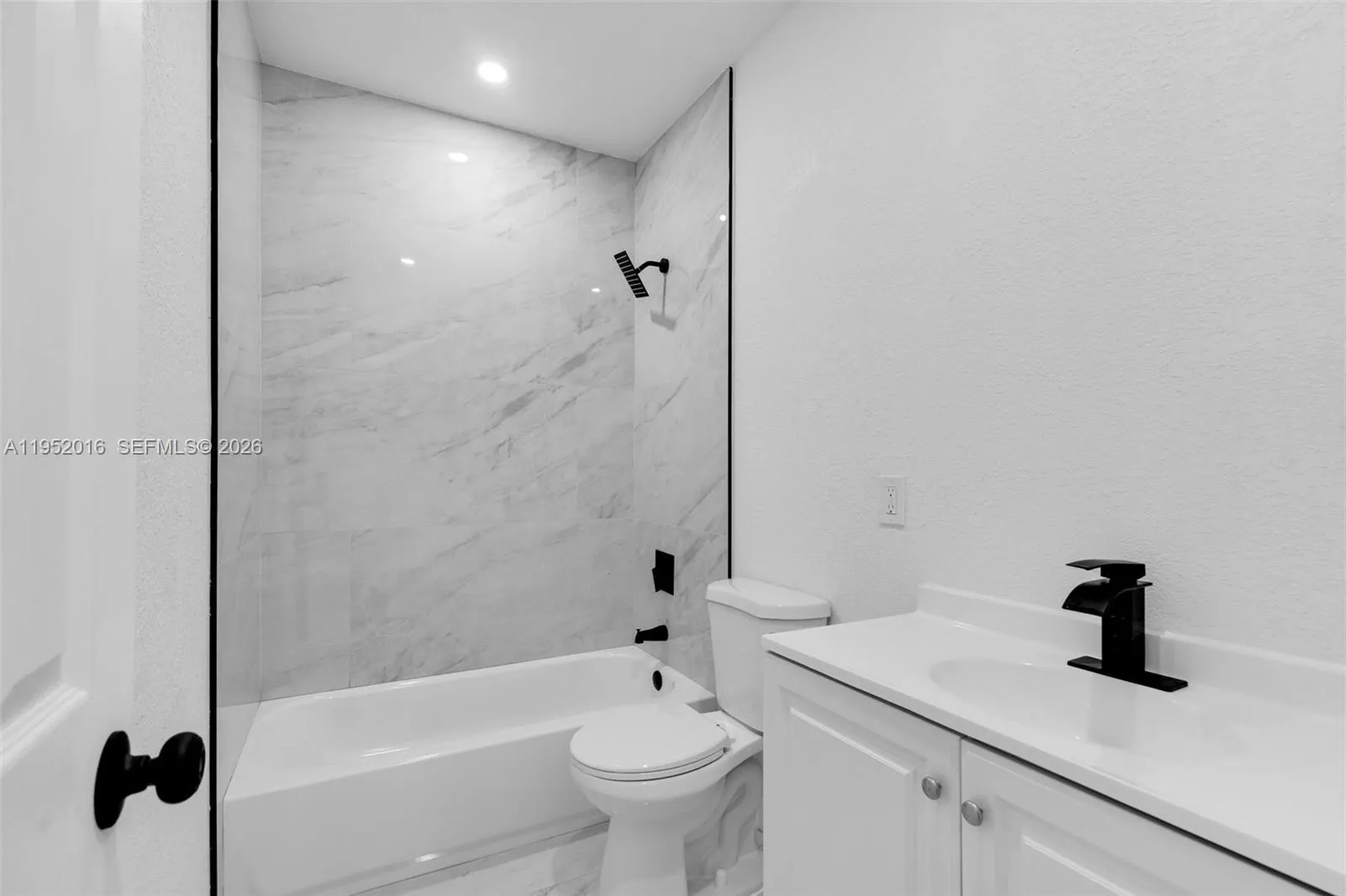 75 Nw 160th St, Miami, Florida 33169, Miami, Florida 33169, ,Residential Income,For Sale,75 Nw 160th St, Miami, Florida 33169,A11952016
