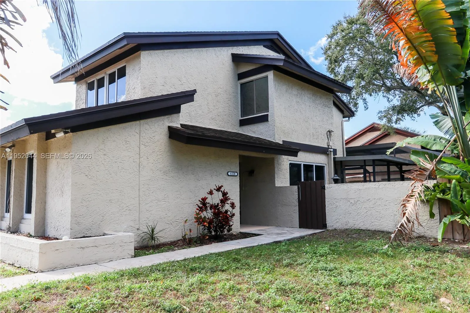 8320 Sw 39th Ct, Davie, Florida 33328, Davie, Florida 33328, 4 Bedrooms Bedrooms, ,2 BathroomsBathrooms,Residential Lease,For Rent,8320 Sw 39th Ct, Davie, Florida 33328,A11952044