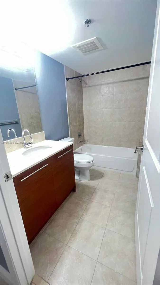 2641 N Flamingo Rd 1701n, Sunrise, Florida 33323, Sunrise, Florida 33323, 3 Bedrooms Bedrooms, ,3 BathroomsBathrooms,Residential Lease,For Rent,2641 N Flamingo Rd 1701n, Sunrise, Florida 33323,A11948096