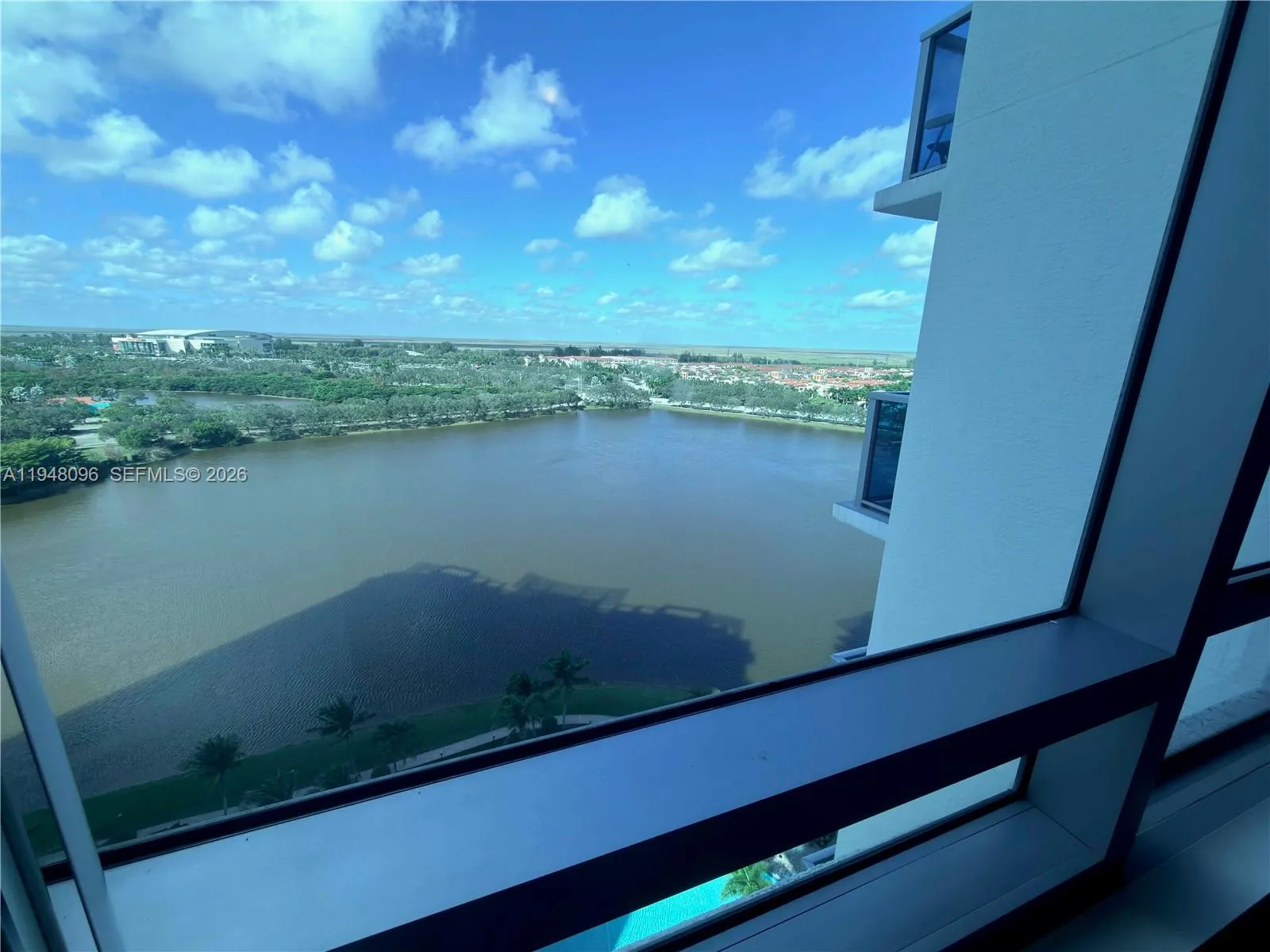 2641 N Flamingo Rd 1701n, Sunrise, Florida 33323, Sunrise, Florida 33323, 3 Bedrooms Bedrooms, ,3 BathroomsBathrooms,Residential Lease,For Rent,2641 N Flamingo Rd 1701n, Sunrise, Florida 33323,A11948096