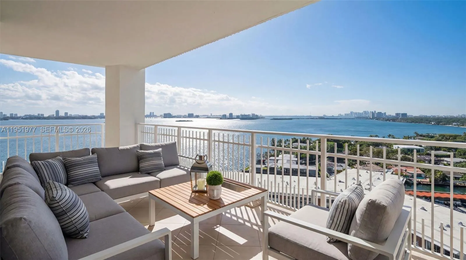 4000 Towerside Ter 1704, Miami, Florida 33138, Miami, Florida 33138, 2 Bedrooms Bedrooms, ,2 BathroomsBathrooms,Residential Lease,For Rent,4000 Towerside Ter 1704, Miami, Florida 33138,A11951977