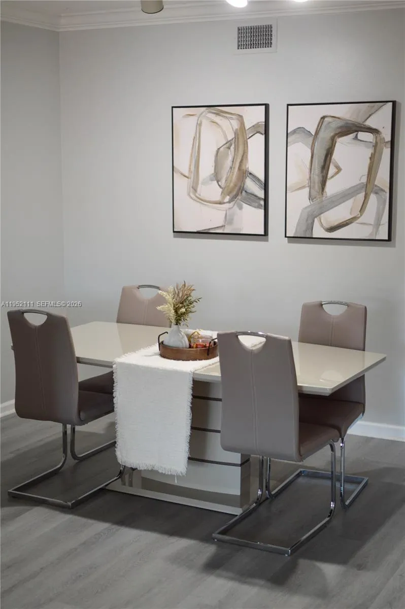 5840 W Sample Rd 305, Coral Springs, Florida 33067, Coral Springs, Florida 33067, 2 Bedrooms Bedrooms, ,2 BathroomsBathrooms,Residential,For Sale,5840 W Sample Rd 305, Coral Springs, Florida 33067,A11952111