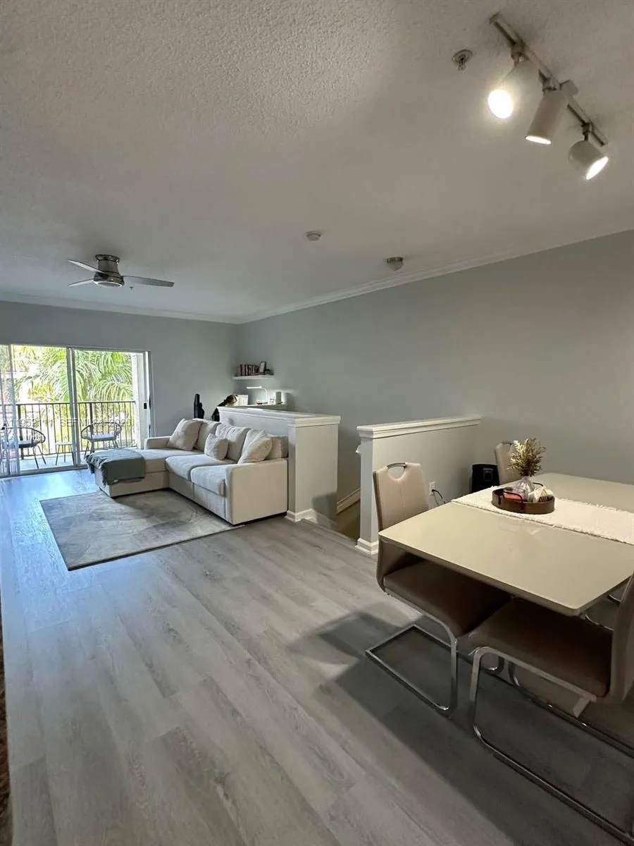 5840 W Sample Rd 305, Coral Springs, Florida 33067, Coral Springs, Florida 33067, 2 Bedrooms Bedrooms, ,2 BathroomsBathrooms,Residential,For Sale,5840 W Sample Rd 305, Coral Springs, Florida 33067,A11952111