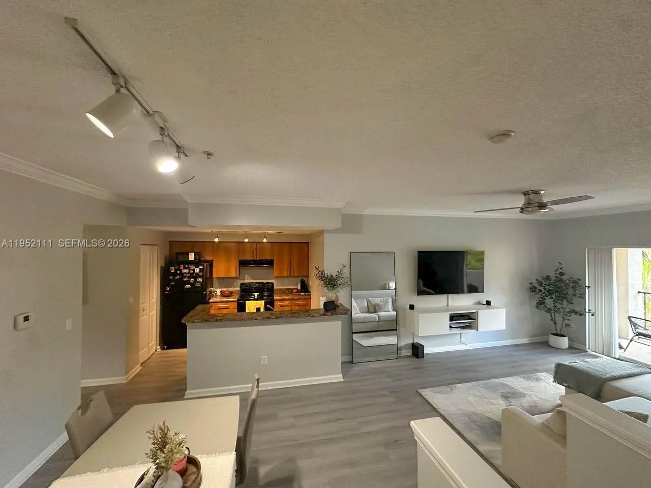 5840 W Sample Rd 305, Coral Springs, Florida 33067, Coral Springs, Florida 33067, 2 Bedrooms Bedrooms, ,2 BathroomsBathrooms,Residential,For Sale,5840 W Sample Rd 305, Coral Springs, Florida 33067,A11952111