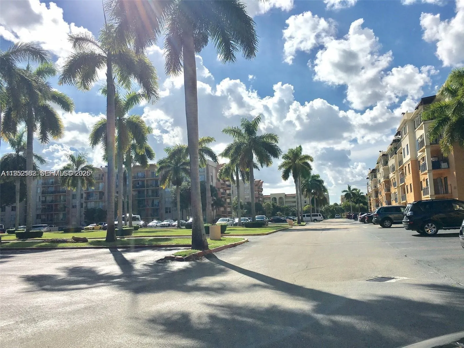 9360 Fontainebleau Blvd 603, Miami, Florida 33172, Miami, Florida 33172, 1 Bedroom Bedrooms, ,1 BathroomBathrooms,Residential Lease,For Rent,9360 Fontainebleau Blvd 603, Miami, Florida 33172,A11952182