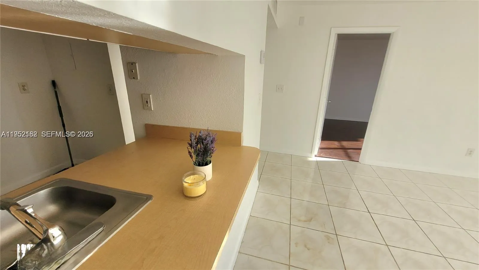 9360 Fontainebleau Blvd 603, Miami, Florida 33172, Miami, Florida 33172, 1 Bedroom Bedrooms, ,1 BathroomBathrooms,Residential Lease,For Rent,9360 Fontainebleau Blvd 603, Miami, Florida 33172,A11952182