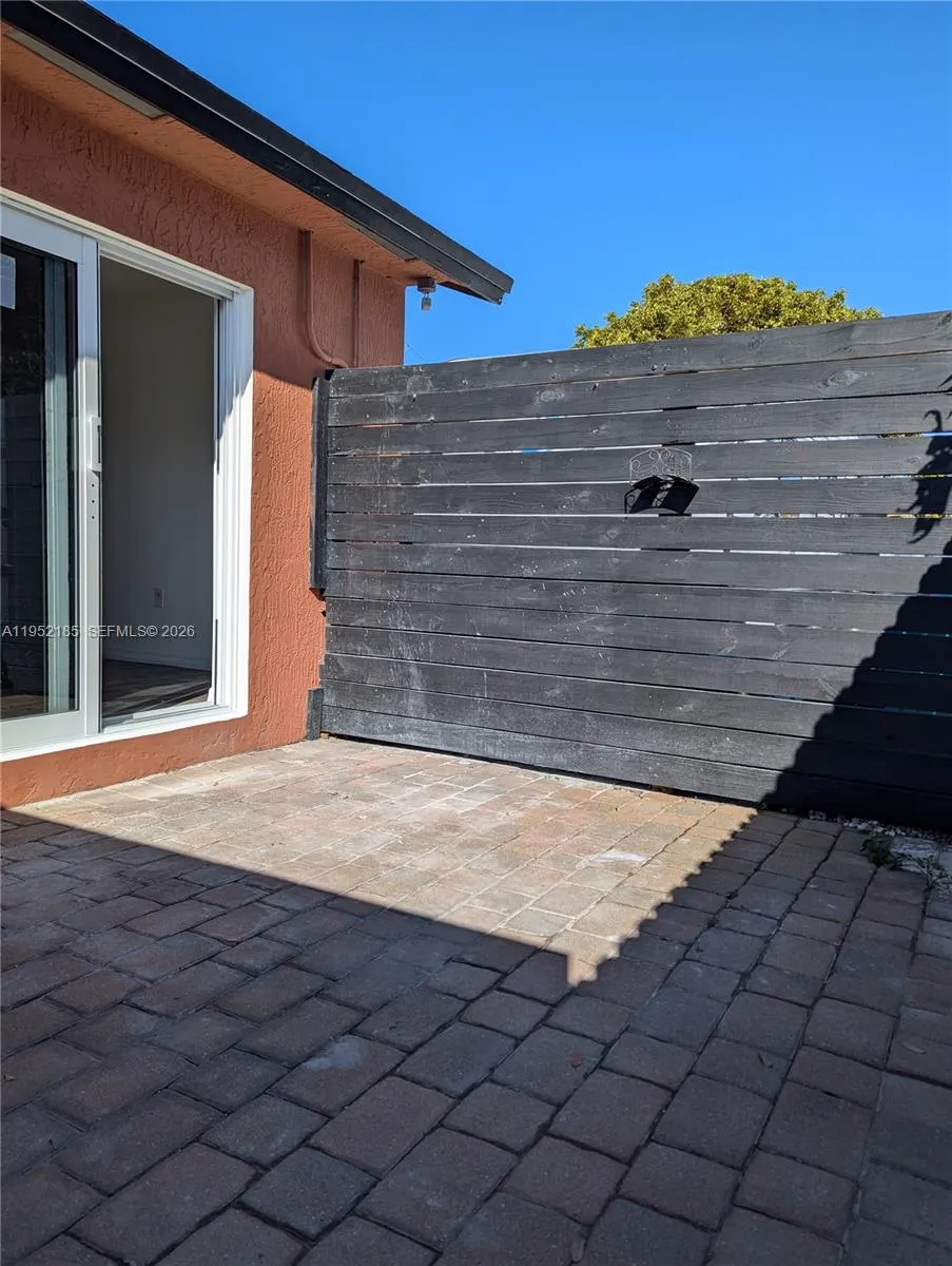 Opa Locka, Florida 33054, ,1 BathroomBathrooms,Residential Lease,For Rent,A11952185