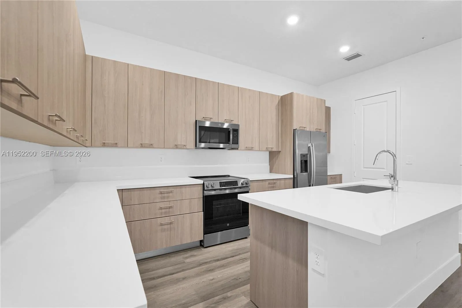 4422 Sw 122nd Way, Davie, Florida 33330, Davie, Florida 33330, 4 Bedrooms Bedrooms, ,3 BathroomsBathrooms,Residential Lease,For Rent,4422 Sw 122nd Way, Davie, Florida 33330,A11952200