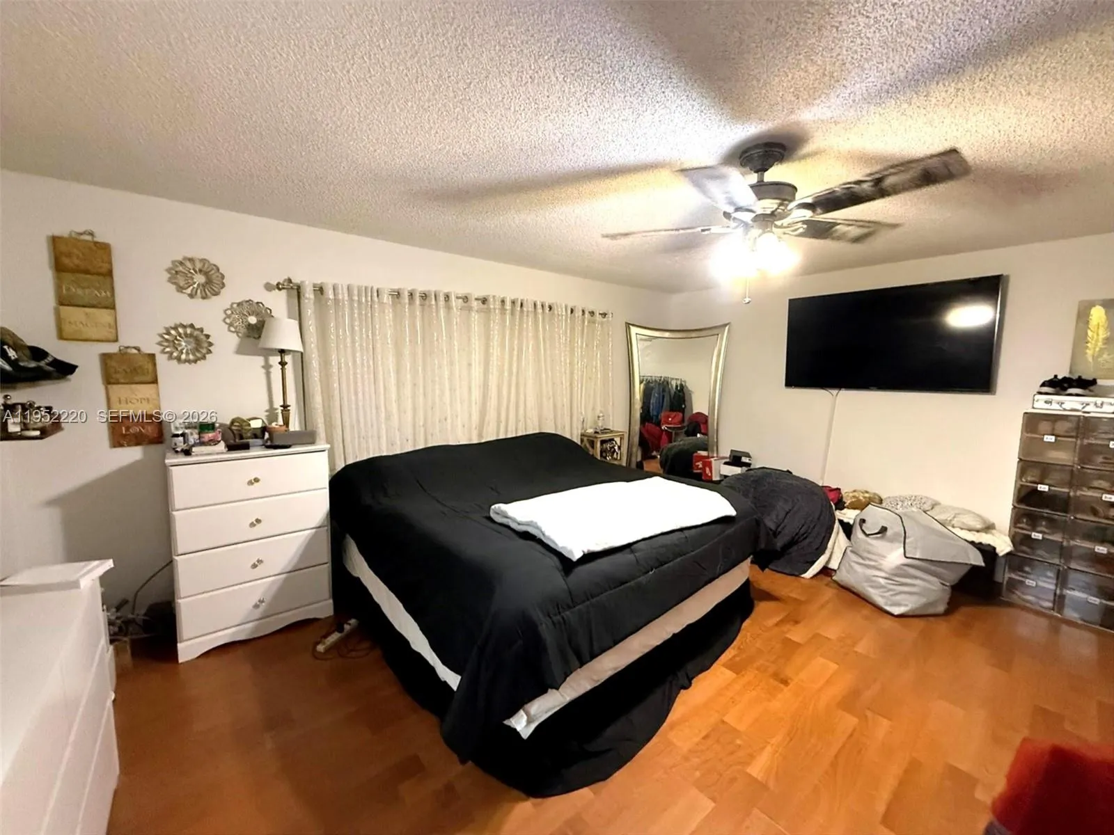 9511 Nw 8th St, Pembroke Pines, Florida 33024, Pembroke Pines, Florida 33024, 3 Bedrooms Bedrooms, ,2 BathroomsBathrooms,Residential,For Sale,9511 Nw 8th St, Pembroke Pines, Florida 33024,A11952220