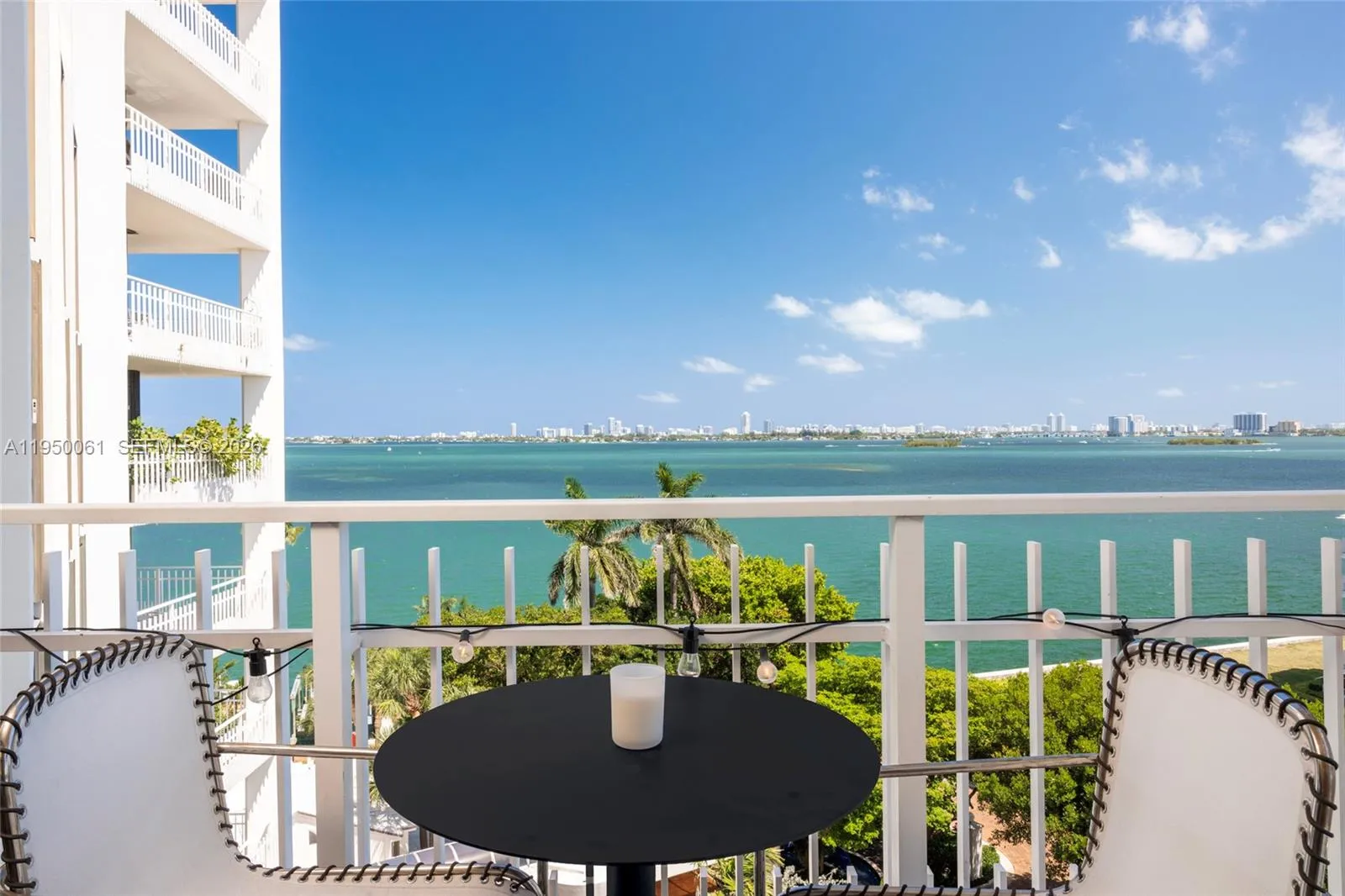 4000 Towerside Ter 804, Miami, Florida 33138, Miami, Florida 33138, 2 Bedrooms Bedrooms, ,2 BathroomsBathrooms,Residential,For Sale,4000 Towerside Ter 804, Miami, Florida 33138,A11950061
