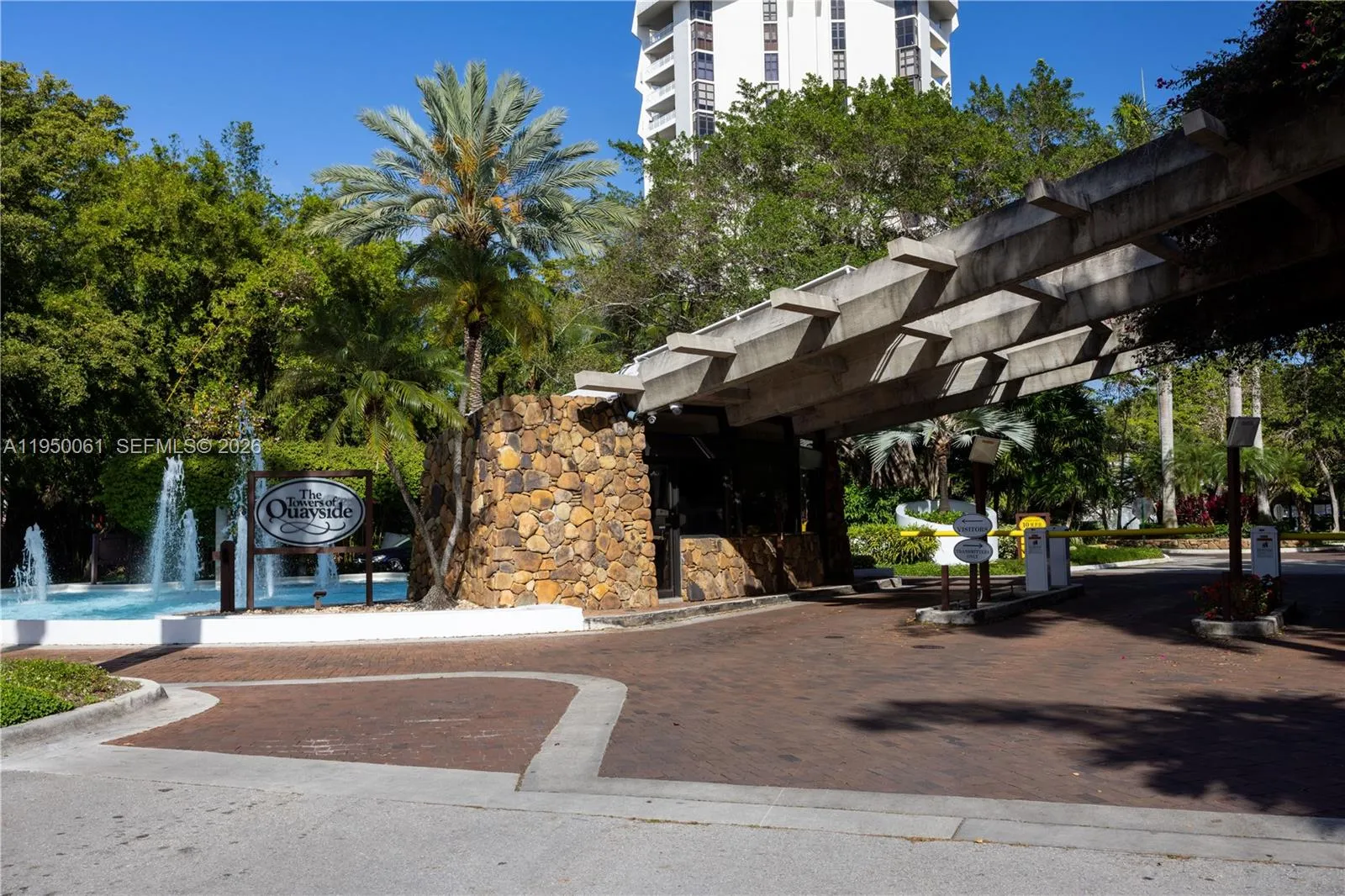 4000 Towerside Ter 804, Miami, Florida 33138, Miami, Florida 33138, 2 Bedrooms Bedrooms, ,2 BathroomsBathrooms,Residential,For Sale,4000 Towerside Ter 804, Miami, Florida 33138,A11950061