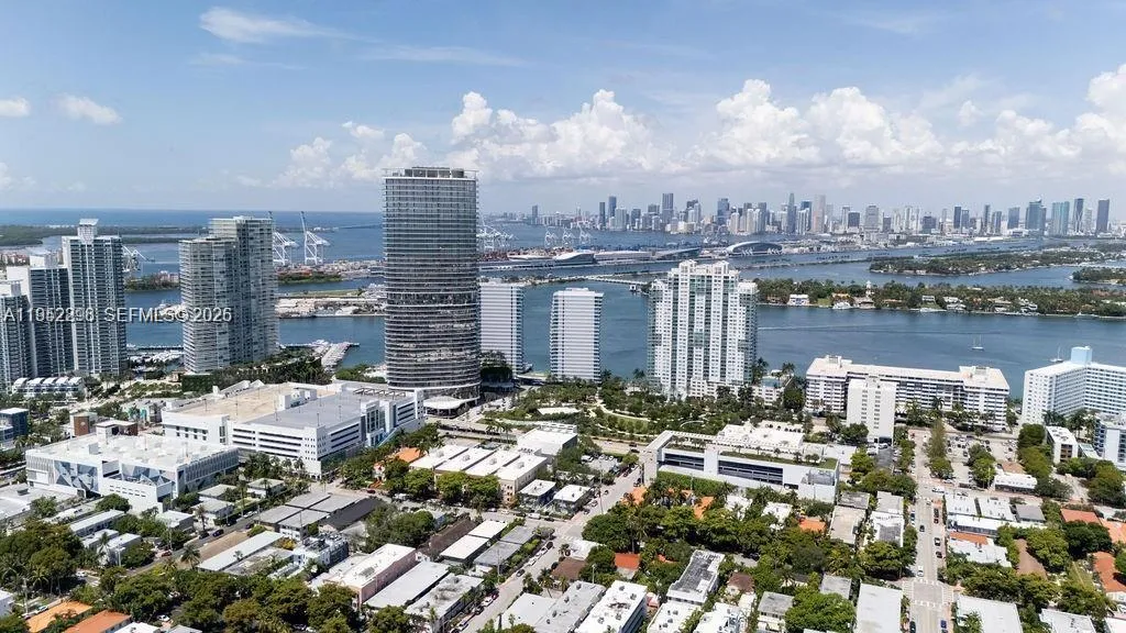 1050 7th St 1050-3, Miami Beach, Florida 33139, Miami Beach, Florida 33139, 1 Bedroom Bedrooms, ,1 BathroomBathrooms,Residential Lease,For Rent,1050 7th St 1050-3, Miami Beach, Florida 33139,A11952296