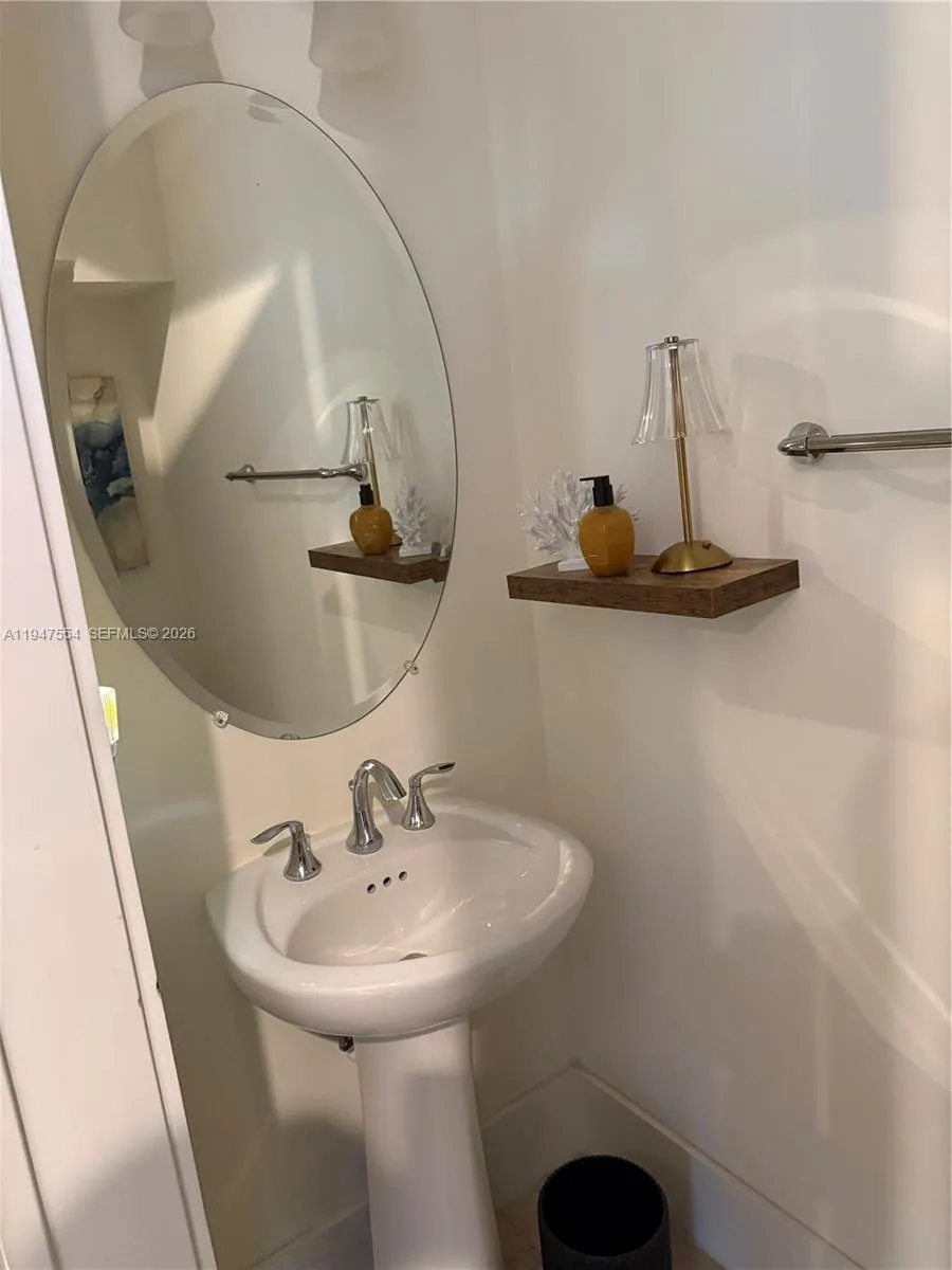 918 Ne 17th Way, Fort Lauderdale, Florida 33304, Fort Lauderdale, Florida 33304, 3 Bedrooms Bedrooms, ,3 BathroomsBathrooms,Residential,For Sale,918 Ne 17th Way, Fort Lauderdale, Florida 33304,A11947554