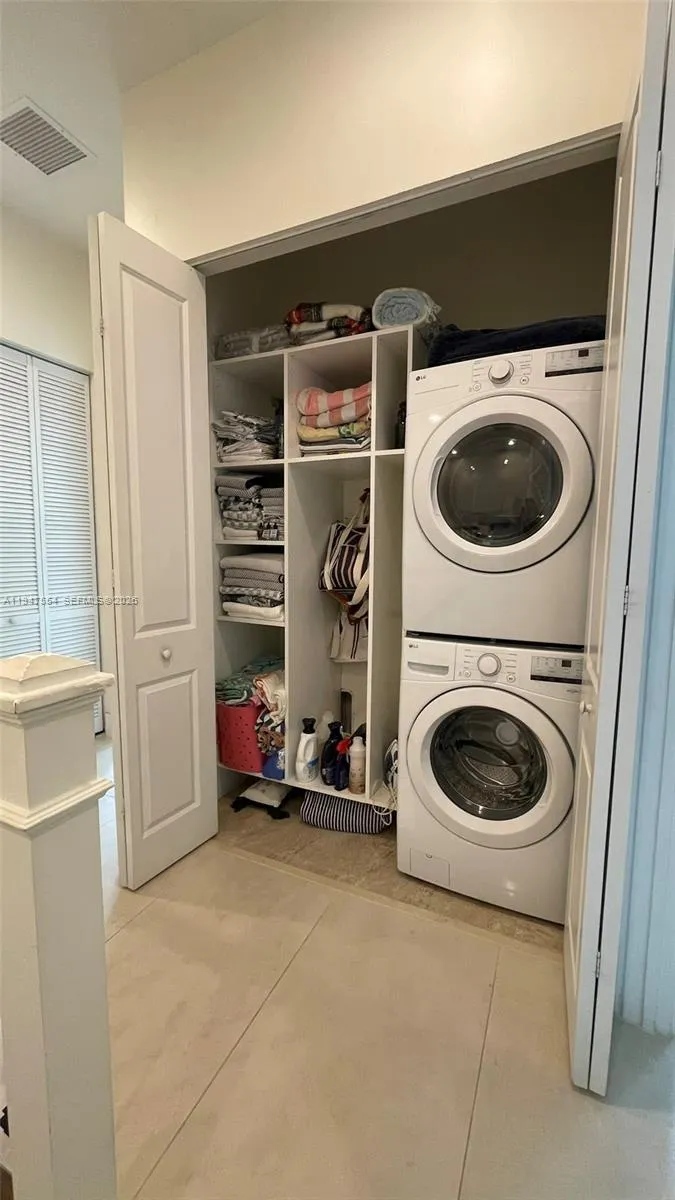 918 Ne 17th Way, Fort Lauderdale, Florida 33304, Fort Lauderdale, Florida 33304, 3 Bedrooms Bedrooms, ,3 BathroomsBathrooms,Residential,For Sale,918 Ne 17th Way, Fort Lauderdale, Florida 33304,A11947554